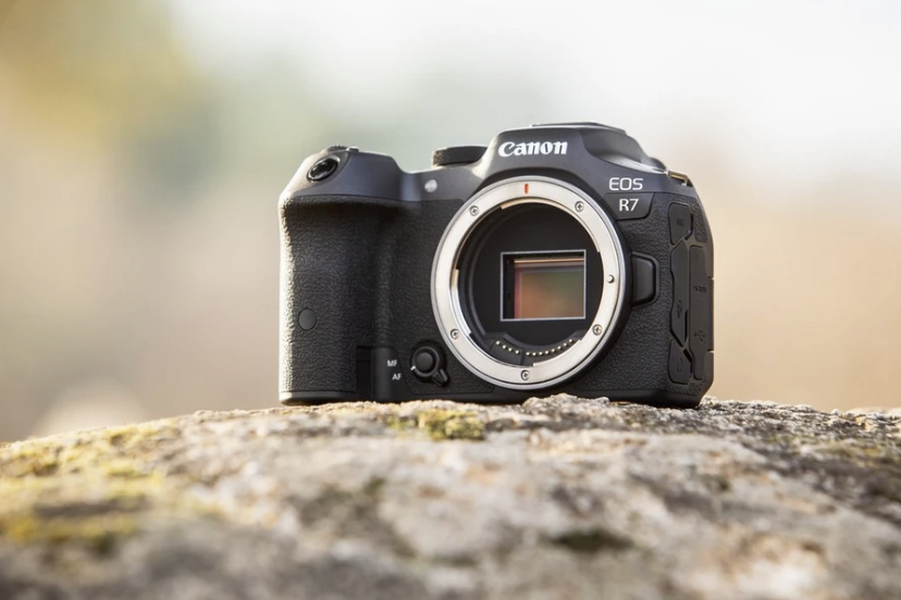 #76 Naturfotonews – Canon EOS R7; DJI Mini 3 Pro; Fuji X-H2S und viel mehr